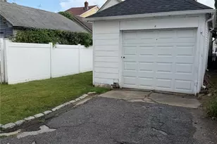 221-30 103rd Ave, Queens Village, NY 11429 - Photo 5