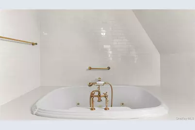 102 Birchwood Avenue, Nyack, NY 10960 - Photo 25