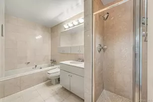 160 W 66th St, New York, NY 10023 - Photo 21