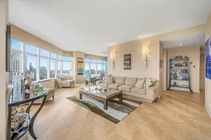 160 W 66th St, New York, NY 10023 - Photo 3