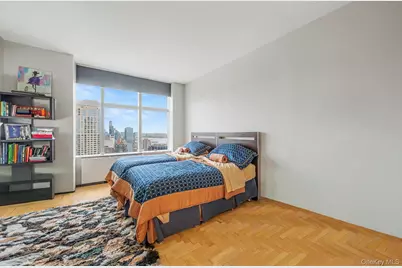 160 W 66th Street #49D, New York, NY 10023 - Photo 23