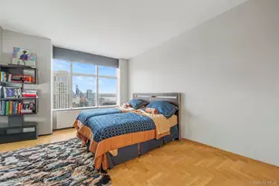 160 W 66th St, New York, NY 10023 - Photo 23