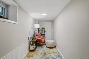 94-26 210th St, Queens Village, NY 11428 - Photo 19