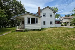229 Bridge St, Narrowsburg, NY 12764 - Photo 3