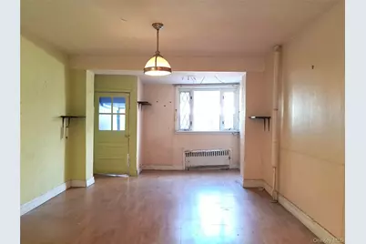 155 W End Avenue, Brooklyn, NY 11235 - Photo 13