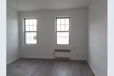 155 W End Avenue, Brooklyn, NY 11235 - Photo 3
