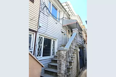 155 W End Avenue, Brooklyn, NY 11235 - Photo 1