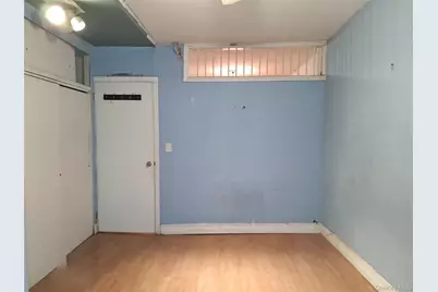 155 W End Avenue, Brooklyn, NY 11235 - Photo 5