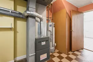 445 Olmstead Ave, Bronx, NY 10473 - Photo 23