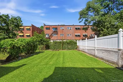 445 Olmstead Avenue, Bronx, NY 10473 - Photo 17