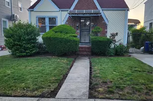 119-42 238th St, Cambria Heights, NY 11411 - Photo 19