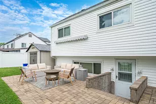 92 W 19th St, Deer Park, NY 11729 - Photo 27