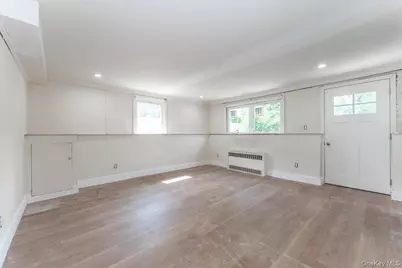 890 Carol Court, Woodmere, NY 11598 - Photo 21
