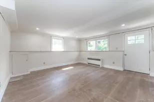 890 Carol Ct, Woodmere, NY 11598 - Photo 21