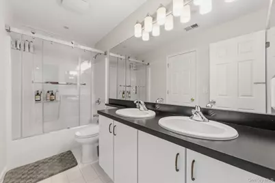151 Classic Court, White Plains, NY 10603 - Photo 31