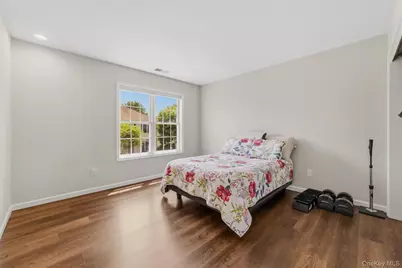 151 Classic Court, White Plains, NY 10603 - Photo 33