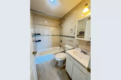 14456 Roosevelt Avenue #5A, Flushing, NY 11354 - Photo 7