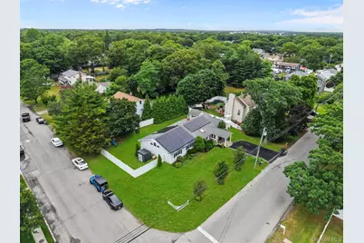 821 Peconic Street, Ronkonkoma, NY 11779 - Photo 35
