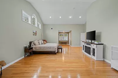 821 Peconic Street, Ronkonkoma, NY 11779 - Photo 15