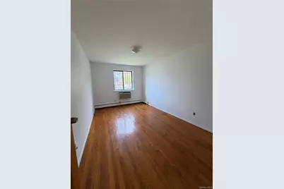 [Address not provided], Bayside, NY 11361 - Photo 7