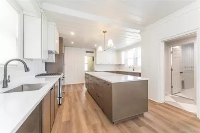 486 Oxford Road, Cedarhurst, NY 11516 - Photo 13