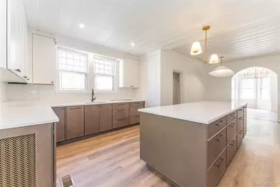 486 Oxford Road, Cedarhurst, NY 11516 - Photo 15
