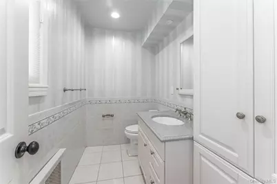 486 Oxford Road, Cedarhurst, NY 11516 - Photo 17