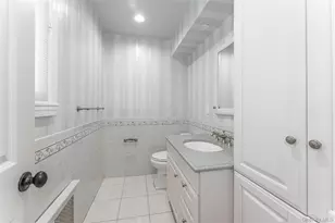 486 Oxford Rd, Cedarhurst, NY 11516 - Photo 17
