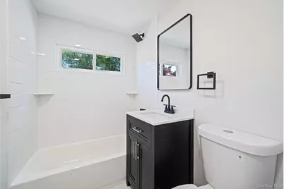 29 Pitchpine Place, Medford, NY 11763 - Photo 15