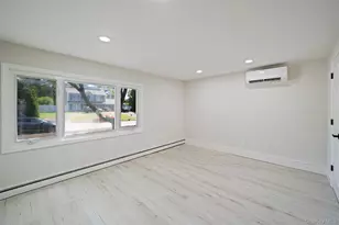 29 Pitchpine Pl, Medford, NY 11763 - Photo 11