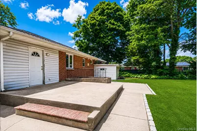 9 Standish Road, Brentwood, NY 11717 - Photo 9