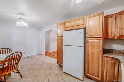 71 Pinewood Drive, Shirley, NY 11967 - Photo 7