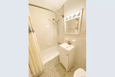 15105 Cross Island Parkway #2C, Whitestone, NY 11357 - Photo 11
