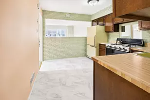 140 Regis Dr, New York, NY 10314 - Photo 13
