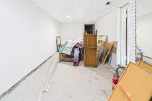 140 Regis Dr, New York, NY 10314 - Photo 25