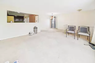 140 Regis Dr, New York, NY 10314 - Photo 9