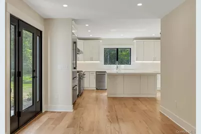 676 Hardscrabble Road, Chappaqua, NY 10514 - Photo 19