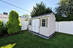1920 Clemons St, Bellmore, NY 11710 - Photo 35