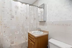 5 Pond Path, Woodbury, NY 11797 - Photo 21