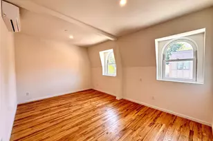 121 Lander St, Newburgh, NY 12550 - Photo 9