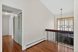 19 Branding Iron Ln, Glen Cove, NY 11542 - Photo 17
