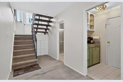 19 Branding Iron Lane, Glen Cove, NY 11542 - Photo 25