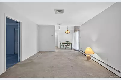 19 Branding Iron Lane, Glen Cove, NY 11542 - Photo 33