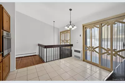 19 Branding Iron Lane, Glen Cove, NY 11542 - Photo 11