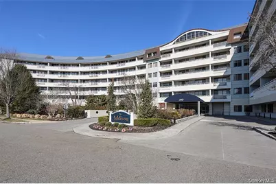 100 Harbor View Drive #251, Port Washington, NY 11050 - Photo 3