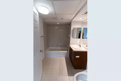 100 Harbor View Drive #251, Port Washington, NY 11050 - Photo 15