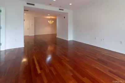 100 Harbor View Drive #251, Port Washington, NY 11050 - Photo 9