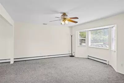 423 Free State Drive, Shirley, NY 11967 - Photo 7