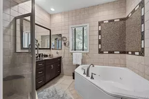 12 Locust Ln, Roslyn Heights, NY 11577 - Photo 19