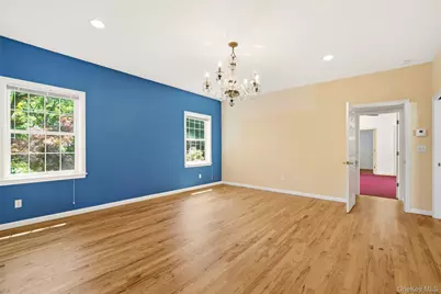 300 McKinley Terrace, Centerport, NY 11721 - Photo 5